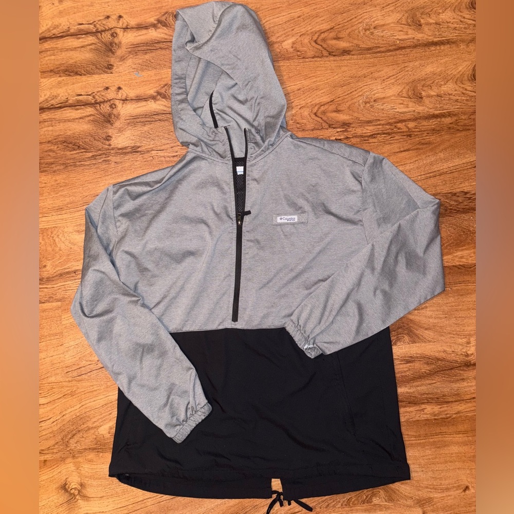 〰️ Columbia PFG Pullover 〰️